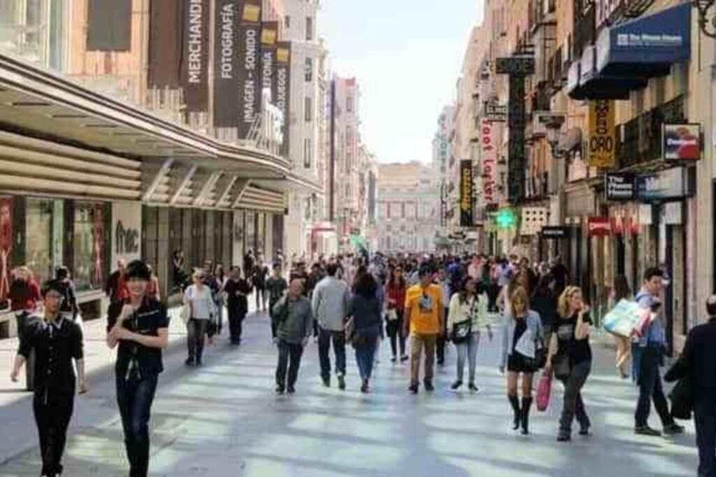 Picasso Callao Wifi Free - Temporada Rental Workers & Stud Madrid Exterior foto
